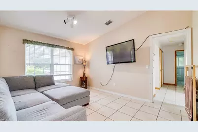 517 Hibiscus Ave, Lehigh Acres, FL 33972 - Photo 10