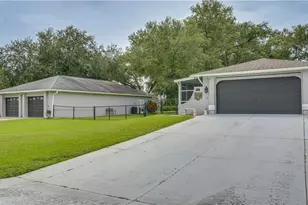 517 Hibiscus Ave, Lehigh Acres, FL 33972 - Photo 6