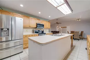 517 Hibiscus Ave, Lehigh Acres, FL 33972 - Photo 28