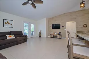2322 SW 17th St, Cape Coral, FL 33991 - Photo 12