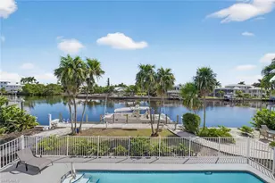 1682 Sabal Palm Dr, Sanibel, FL 33957 - Photo 8