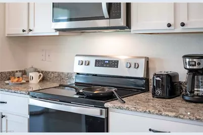 1930 NE 2nd Ter, Cape Coral, FL 33909 - Photo 6