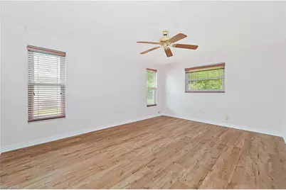 4255 Glasgow Ct, North Fort Myers, FL 33903 - Photo 16
