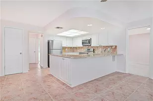 4255 Glasgow Ct, North Fort Myers, FL 33903 - Photo 10