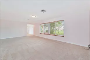 4255 Glasgow Ct, North Fort Myers, FL 33903 - Photo 4