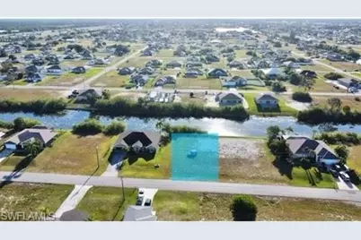 2025 NE 5th Pl, Cape Coral, FL 33909 - Photo 8