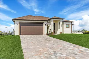 2721 NW 3rd St, Cape Coral, FL 33993 - Photo 2