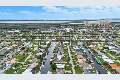 5317 SW 9th Pl, Cape Coral, FL 33914 - Photo 34