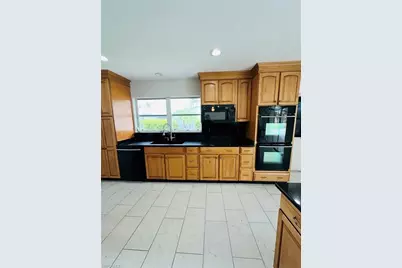 342 Severin Rd SE, Port Charlotte, FL 33952 - Photo 8