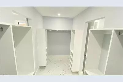 21 NW 7th St, Cape Coral, FL 33993 - Photo 10