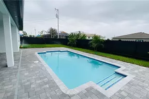 21 NW 7th St, Cape Coral, FL 33993 - Photo 24