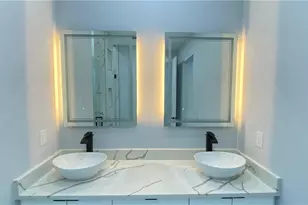 21 NW 7th St, Cape Coral, FL 33993 - Photo 12