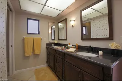 1422 SE 12th Ter, Cape Coral, FL 33990 - Photo 10