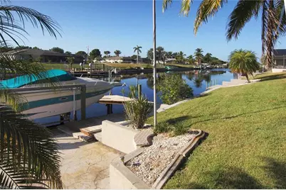 1422 SE 12th Ter, Cape Coral, FL 33990 - Photo 18