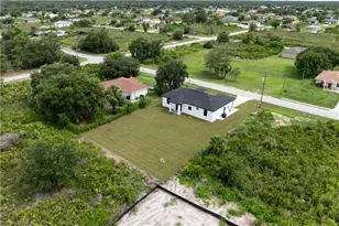 2804 73rd St W, Lehigh Acres, FL 33971 - Photo 32