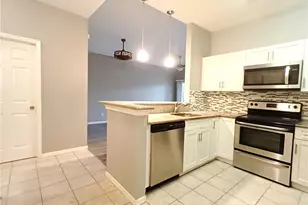 4281 Bellasol Cir, Fort Myers, FL 33916 - Photo 6