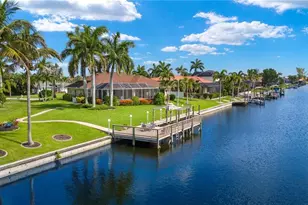 3433 SW 27th Ave, Cape Coral, FL 33914 - Photo 4