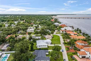 3931 W Riverside Dr, Fort Myers, FL 33901 - Photo 40