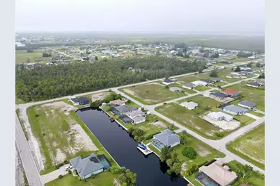 2421 NW 41st Ave, Cape Coral, FL 33993 - Photo 8