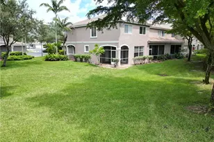 9999 Chiana Cir, Fort Myers, FL 33905 - Photo 4