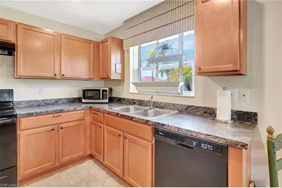 6425 Estero Bay Dr, Fort Myers, FL 33908 - Photo 12