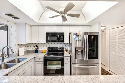 13740 Downing Ln #5, Fort Myers, FL 33919 - Photo 8