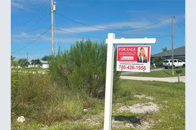 316 NW 19th St, Cape Coral, FL 33993 - Photo 1