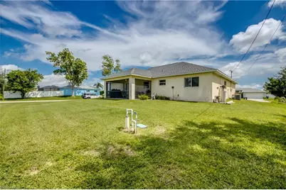 702 SW 11th Ave, Cape Coral, FL 33991 - Photo 24