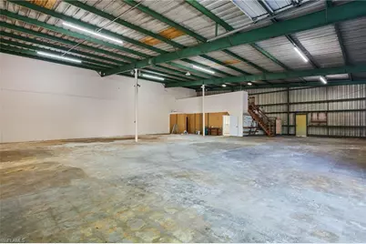 2130 Andrea Ln, Fort Myers, FL 33912 - Photo 4