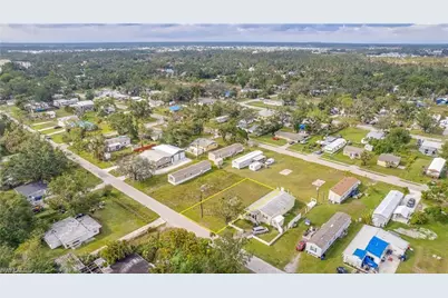 344 Sacramento St, North Fort Myers, FL 33903 - Photo 4