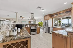 252 Bayshore Dr, Cape Coral, FL 33904 - Photo 30