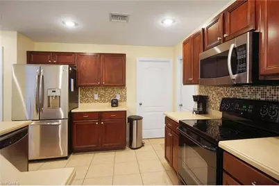 1916 NW 13th Pl, Cape Coral, FL 33993 - Photo 6