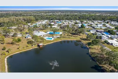 9849 Creekwood Ln, Fort Myers, FL 33905 - Photo 8