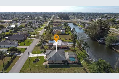 201 SE 28th Ter, Cape Coral, FL 33904 - Photo 30