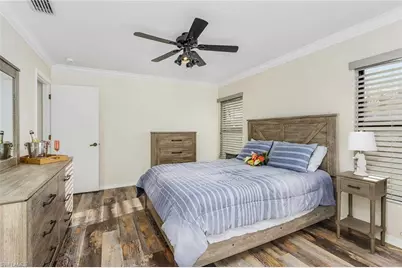 201 SE 28th Ter, Cape Coral, FL 33904 - Photo 10