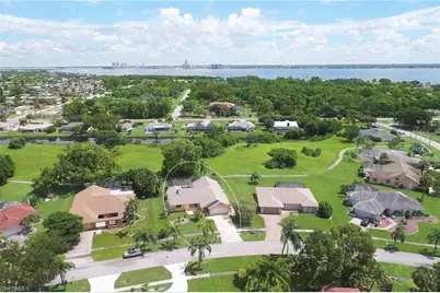 4220 Glasgow Ct, North Fort Myers, FL 33903 - Photo 16