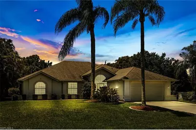 620 SE 21st Ter, Cape Coral, FL 33990 - Photo 4