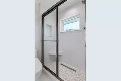 645 Oliva St, Sanibel, FL 33957 - Photo 18