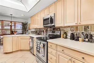 3605 Country Club Blvd, Cape Coral, FL 33904 - Photo 8