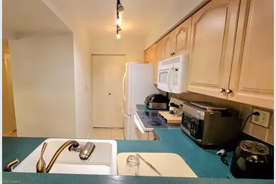 1033 Villa Dr #A204, Labelle, FL 33935 - Photo 8