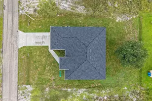 2803 24th St SW, Lehigh Acres, FL 33976 - Photo 30