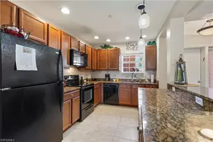 10035 Via Colomba Circle, Fort Myers, FL 33966 - Photo 6