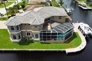 2123 SE 25th Ln, Cape Coral, FL 33904 - Photo 2