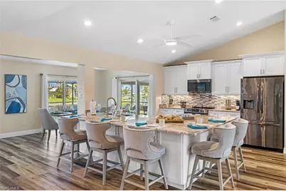 2307 SW 40th St, Cape Coral, FL 33914 - Photo 6