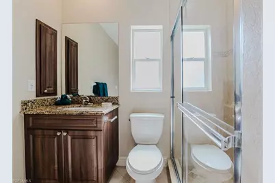 1827 SE 12th St, Cape Coral, FL 33990 - Photo 4