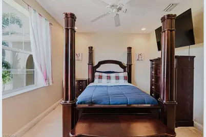 1827 SE 12th St, Cape Coral, FL 33990 - Photo 22