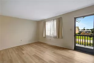 4906 Victoria Dr, Cape Coral, FL 33904 - Photo 8