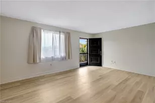 4906 Victoria Dr, Cape Coral, FL 33904 - Photo 10