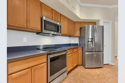 11771 Pinewood Lakes Dr, Fort Myers, FL 33913 - Photo 8