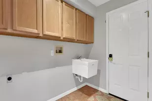 11771 Pinewood Lakes Dr, Fort Myers, FL 33913 - Photo 16